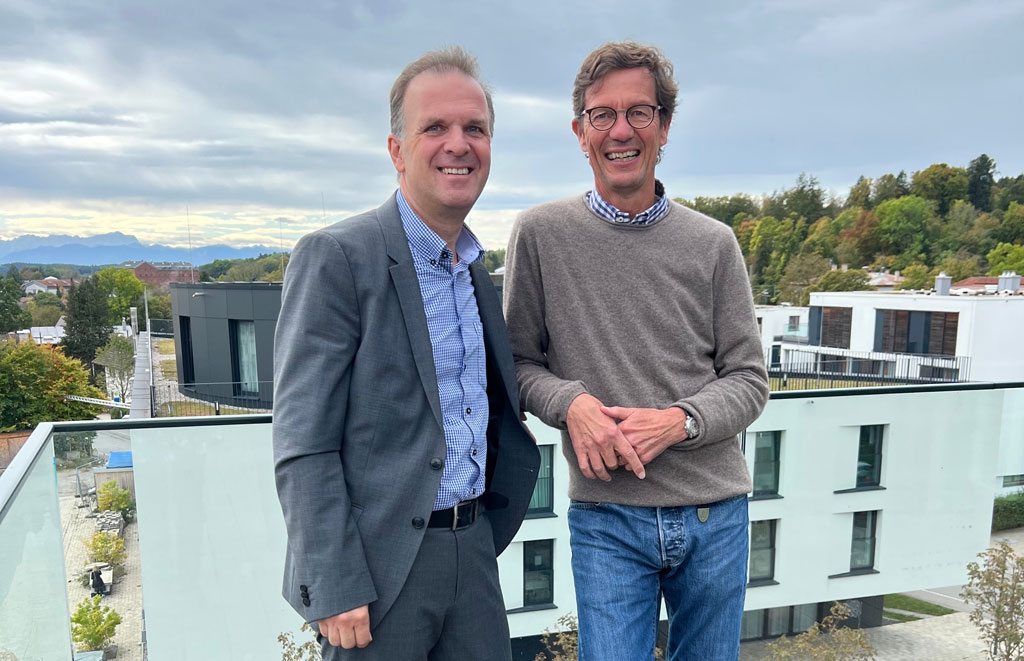 Pressebild-Partnerschaft-CAS-AG_Lobster_web Partnerschaft Lobster und CAS AG: Dirk Blum, CAS AG, und Dr. Martin Fischer, Lobster